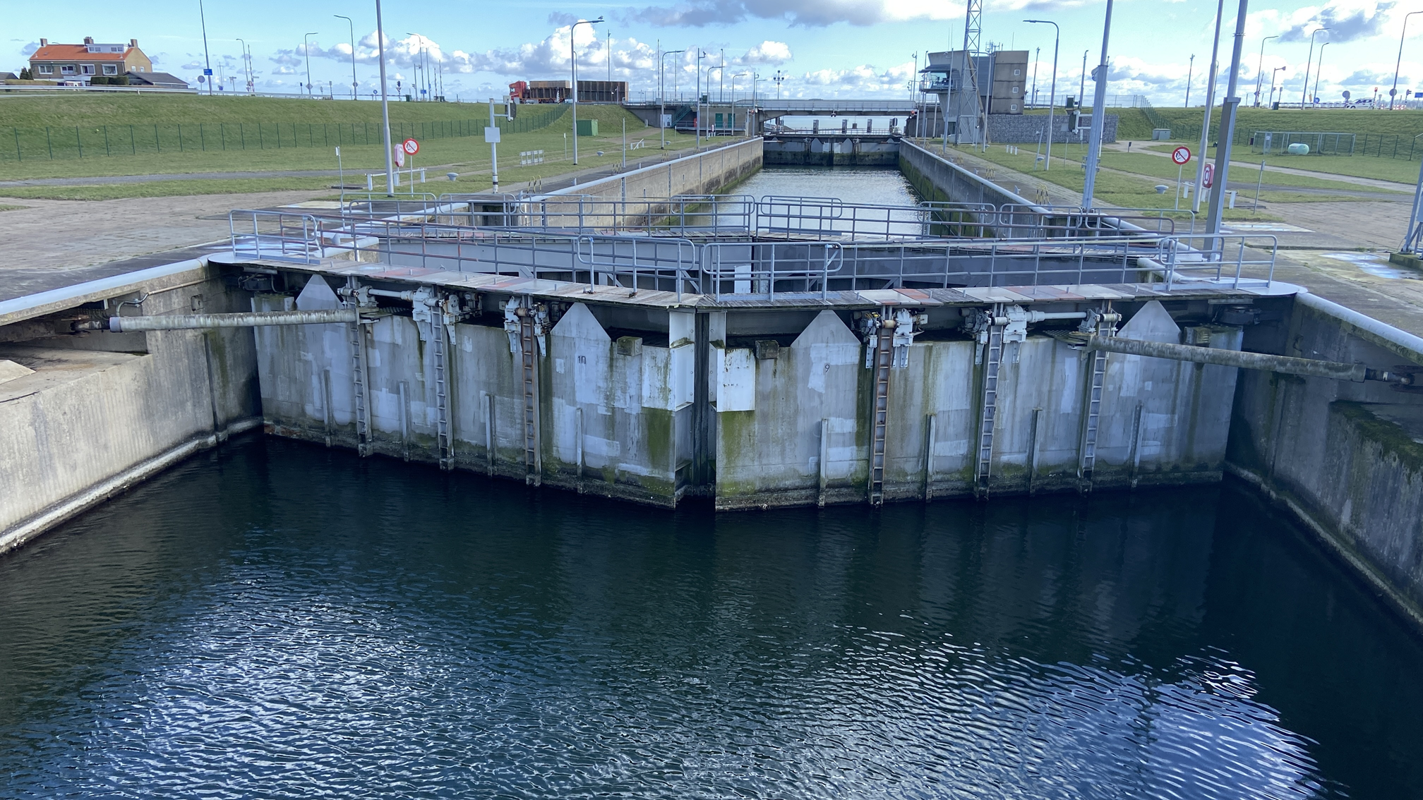 Renoveren Zandkreeksluis en Sluiscomplex Hansweert in portfolio- en 2-fasen aanpak